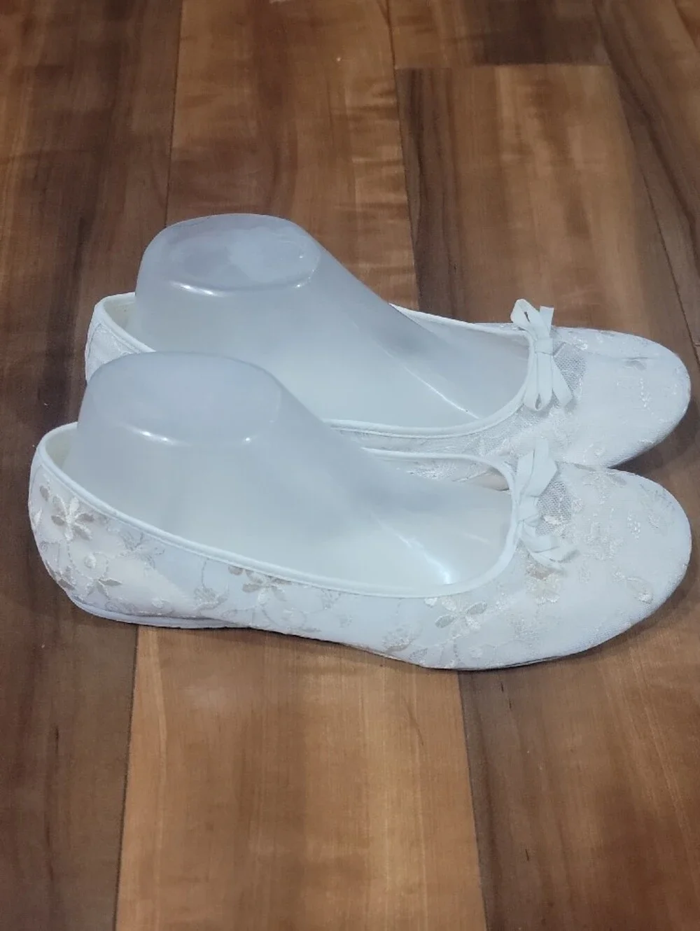 Report White Lace Ballet Flats with Bow